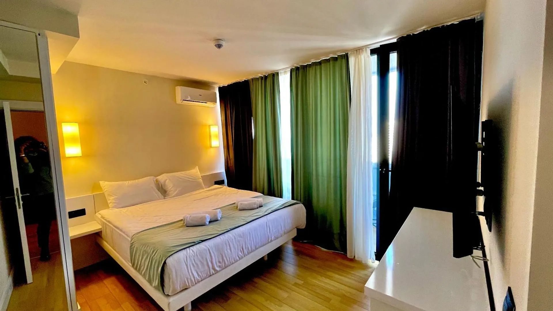 Marvella Orbi City 27-39Th Floor Batumi