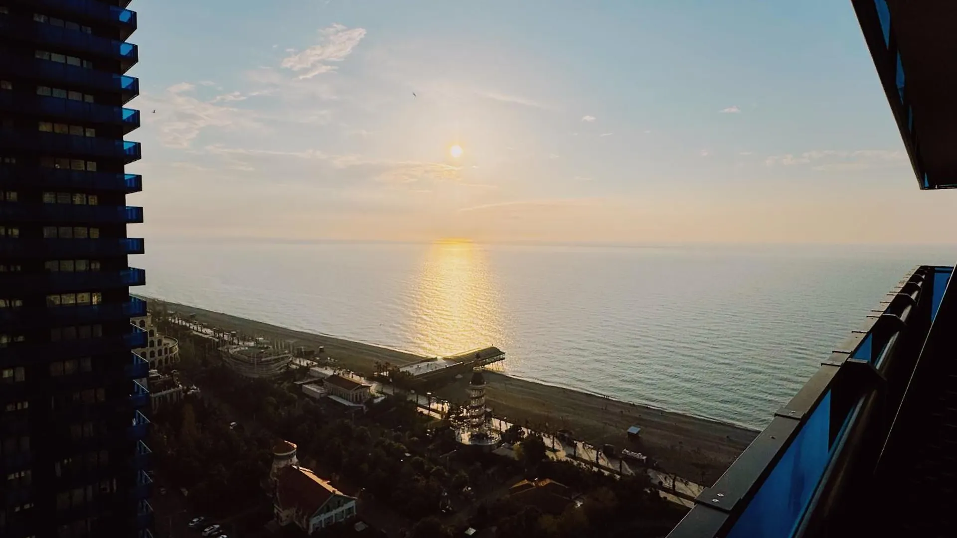 Marvella Orbi City 27-39Th Floor Batumi Apartment